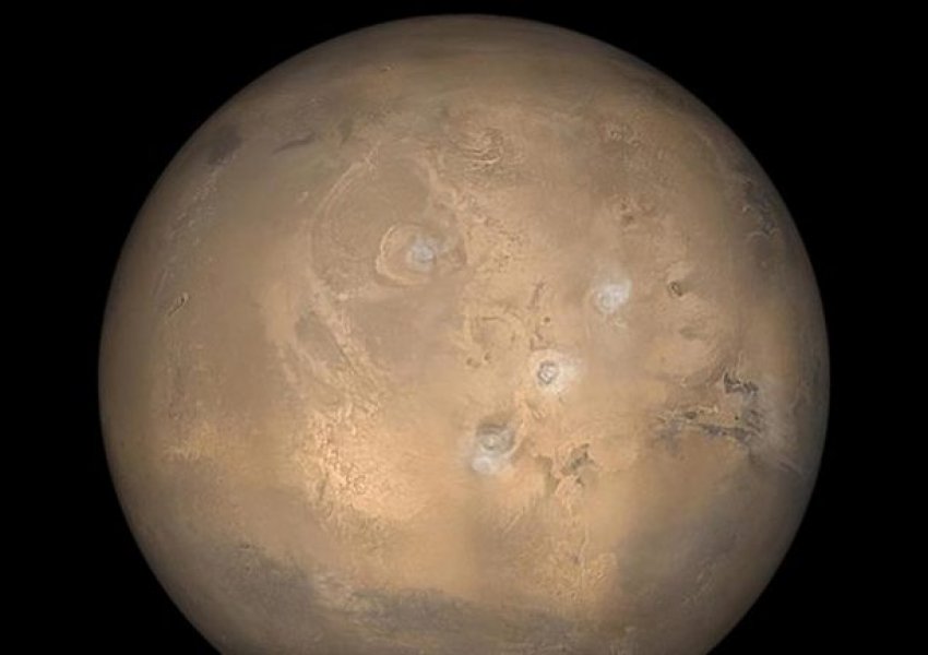 NASA: Marsi po rrotullohet më shpejt, ndërsa ditët po i shkurtohen