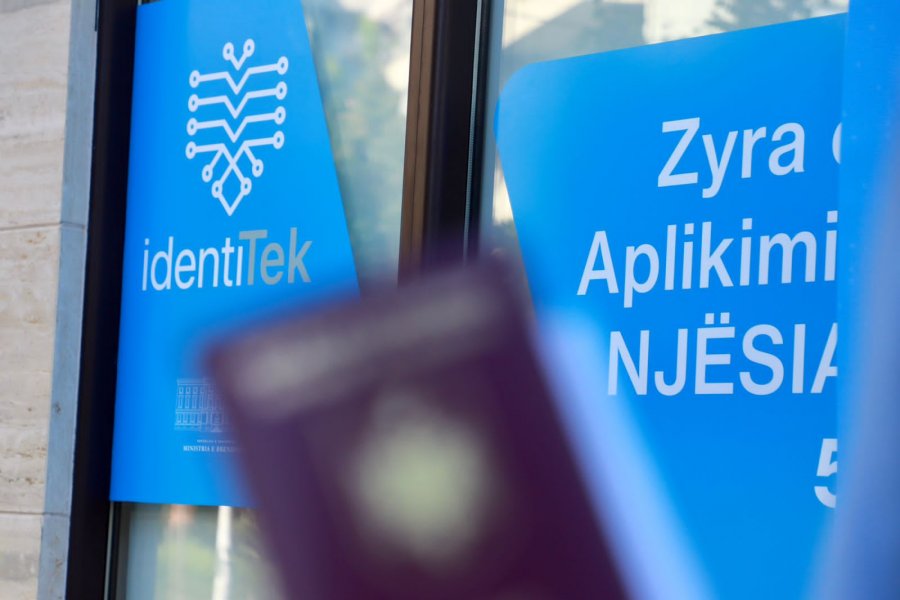 Zyrat e aplikimit ‘IdentiTek’ për dokumente biometrike, të hapura edhe të shtunën