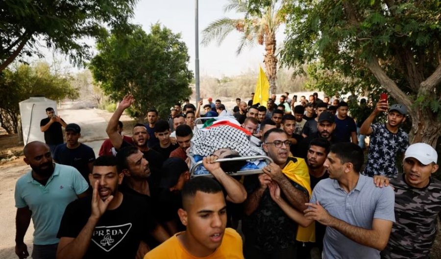 Bastisja/ Ushtria izraelite i vret dy palestinezë në Bregun Perëndimor 