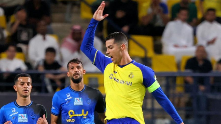 ‘Yjet’ nuk shkëlqejnë, Al-Nassr pëson humbjen e dytë dhe tifozët i dalin kundër Ronaldos