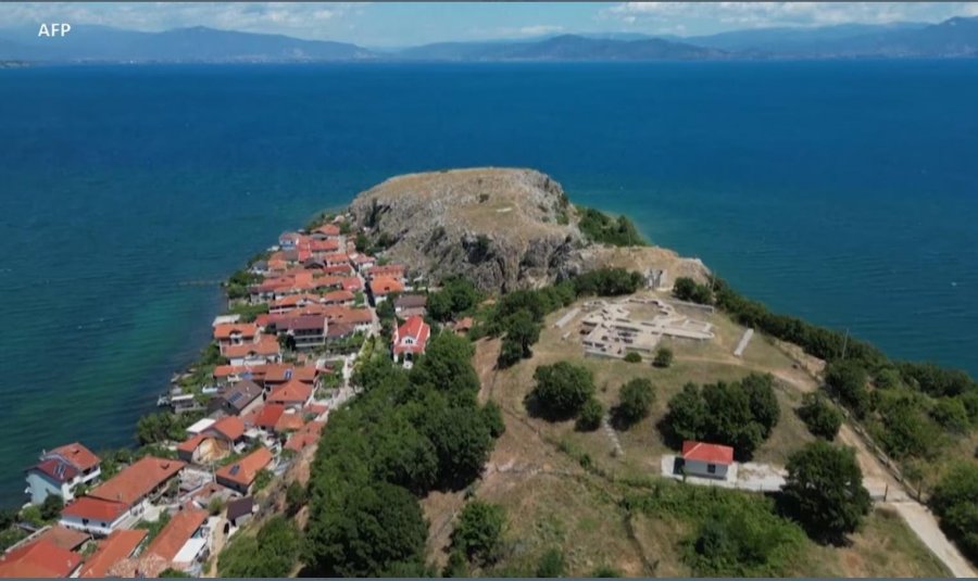 VOA: Në Lin të Pogradecit zbulohet vendbanimi më i vjetër në Europë