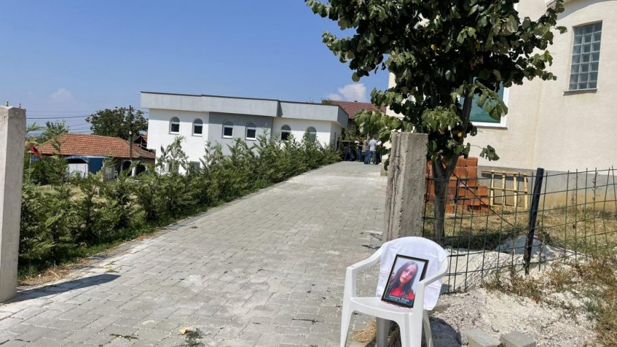 Gruaja që vdiq pas trajtimit te dentisti ishte për pushime në Kosovë, familjari tregon si ndodhi ngjarja