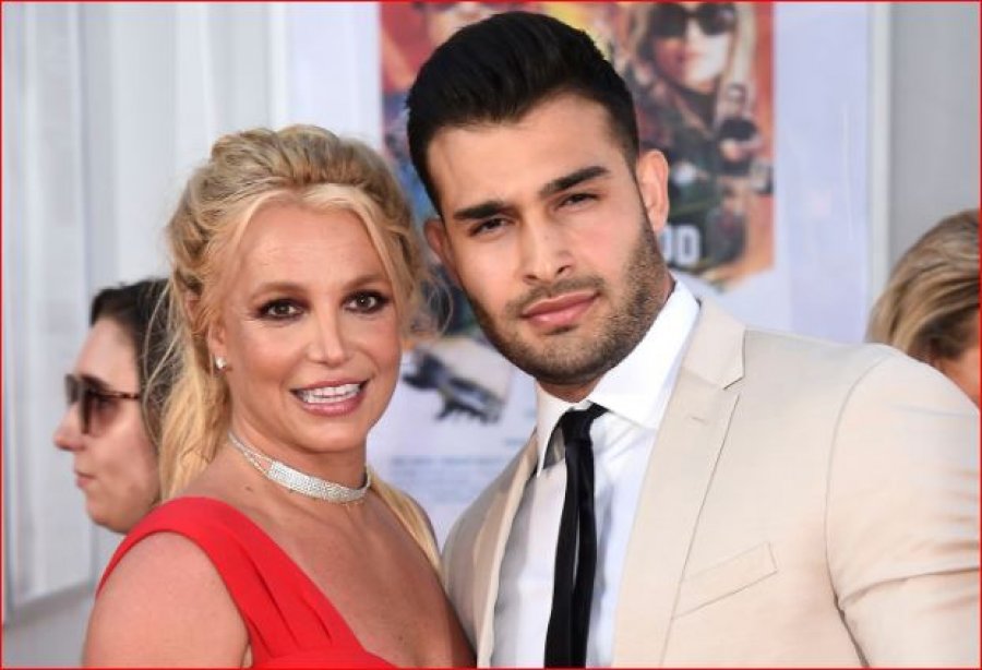 Britney Spears u plagos rëndë nga ish-bashkëshorti para divorcit, ju desh të qepte kokën