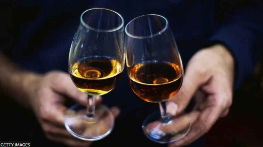 Rënia e kërkesës, qeveria franceze do të shpenzojë 200 milionë euro për të shkatërruar verën 