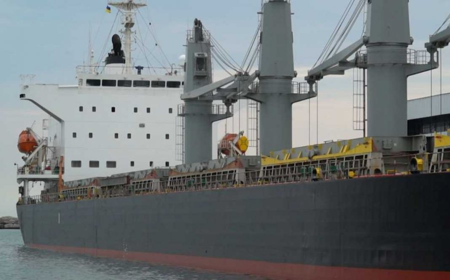 Niset anija me grurë, nga Odesa do të kalojë përgjatë vijës së NATO-s