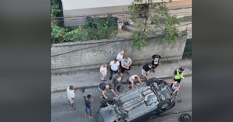 Aksident i rëndë te 'Qyteti Studenti', makina përmbyset në mes të rrugës