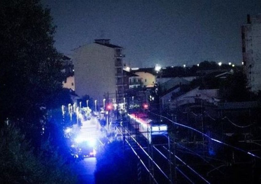 FOTO/ Tragjedi në linjën hekurudhore Torino-Milano, treni shtyp punëtorët e mirëmbajtjes, 5 të vdekur