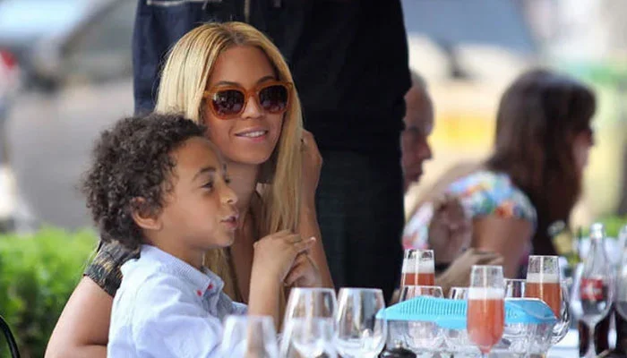 E çuditshme/ 'Beyonce-s i ndalohet të shkojë në restorante'
