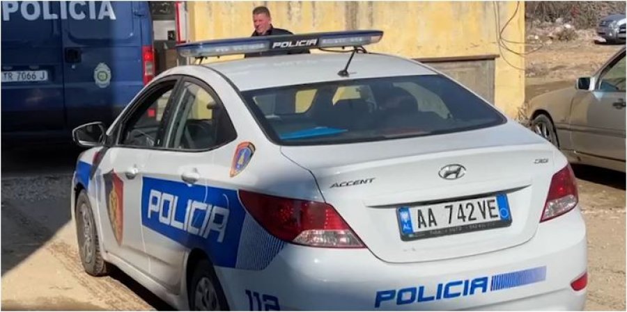 Fshehu në makinë një person të shpallur në kërkim dhe i iku policisë, arrestohet sot 27-vjeçari nga Shkodra