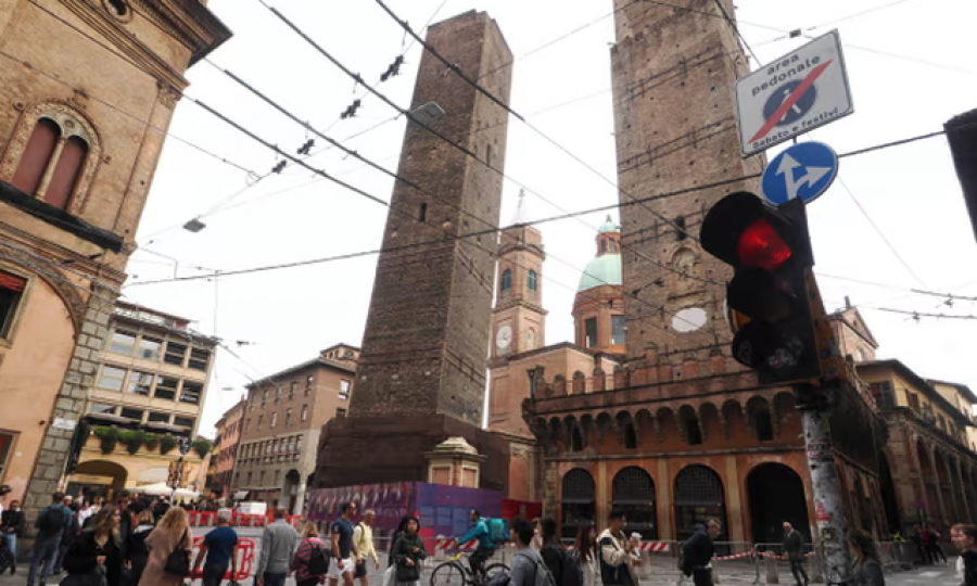 Kulla e anuar në Bolonja do të shpëtohet pasi qyteti shpall projektin e riparimit prej 4 milion euro