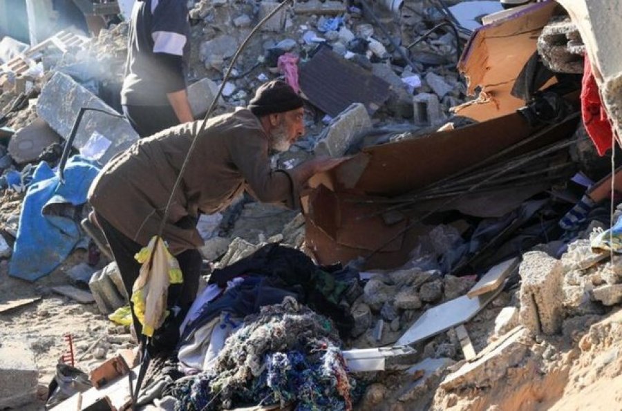 Hamasi: Më shumë se 15 mijë palestinezë kanë humbur jetën që nga 7 tetori
