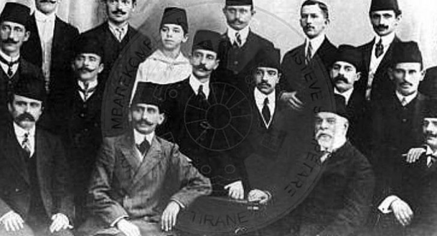 Si sot, më 4 dhjetor 1912, u themelua qeveria e parë shqiptare