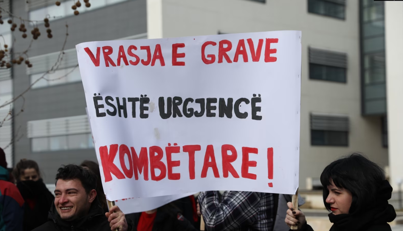 Cilësohen alarmante rastet e shpeshta të vrasjes së grave nga burrat në Kosovë