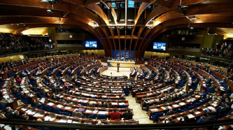 Këshilli i BE-së me kërkesa të reja ndaj Kosovës për heqjen e masave