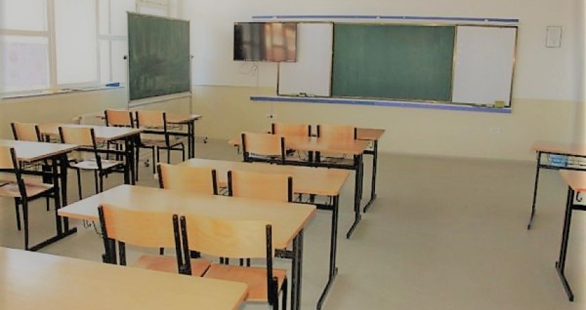 Punëtorët teknikë të shkollave në Prishtinë nga nesër në grevë, shkak pagat