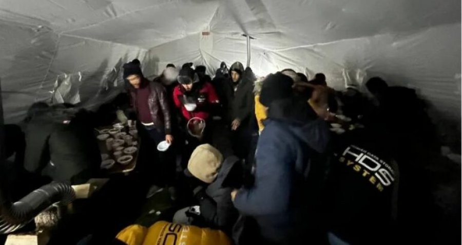 Kriza në kufirin me Finlandën, BBC: Rusia po 'josh' emigrantët e paligjshëm për t’iu bashkuar luftës në Ukrainë