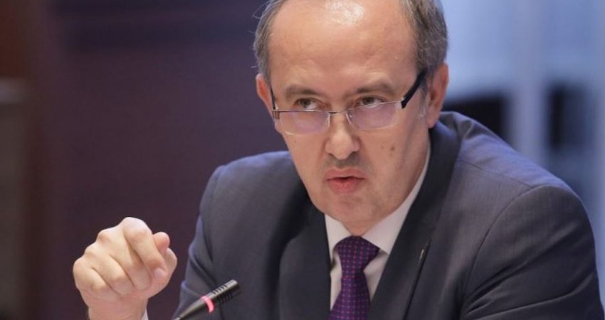 Hoti godet “reformën fiskale” të pushtetit, thotë se Qeveria e re ka shumë punë për sanimin e dëmeve të shkaktuara 