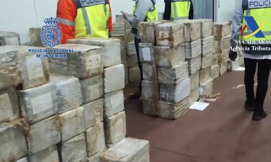 Sekuestron 11 tonë kokainë në Spanjë, mes të arestuarve edhe shqiptarë