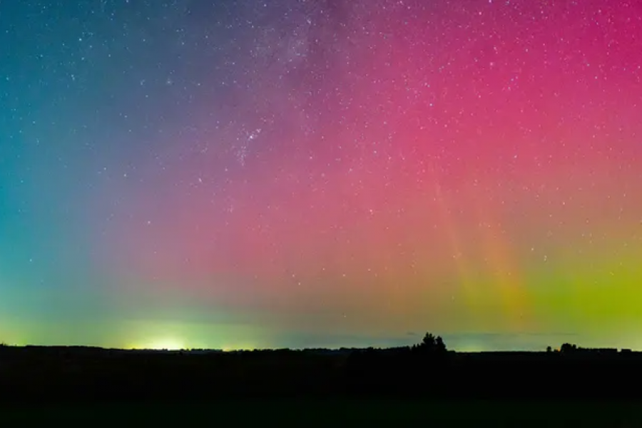 Studiuesit në Universitetin e Leicester-it kanë zbuluar për herë të parë një aurorë infra të kuqe 