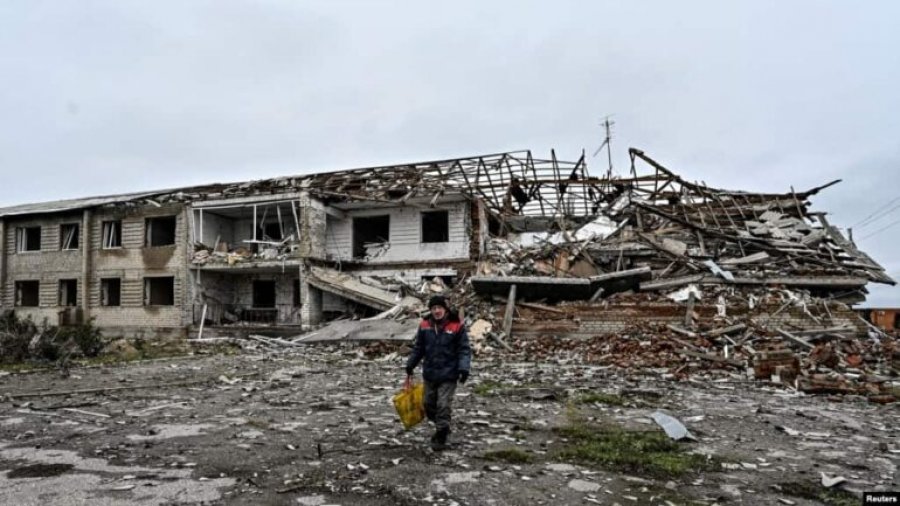Vijon lufta në Ukrainë, trupat ruse bombardojnë territorin ukrainas me 31 dronë