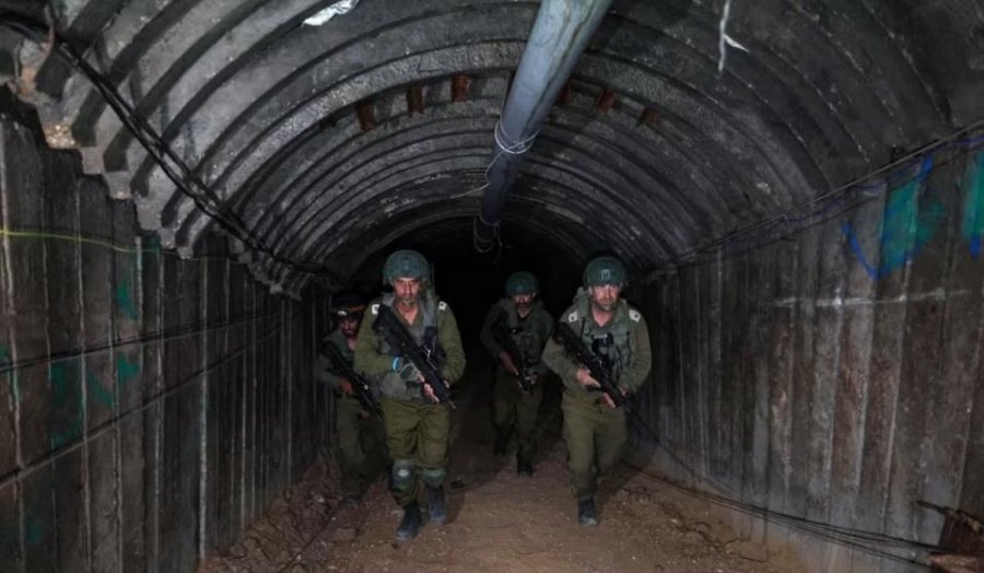 Izraeli zbulon 'tunelin më të madh të Hamasit'