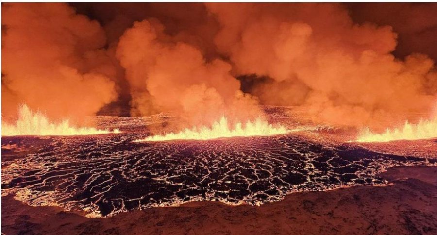 Shpërthen vullkani në Islandë, mijëra banorë u evakuuan