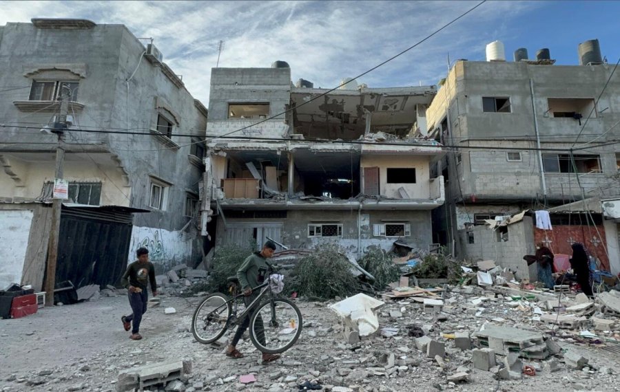 Izraeli vazhdon ofensivën në Gazë, pasi SHBA rikonfirmon mbështetjen ndaj tij