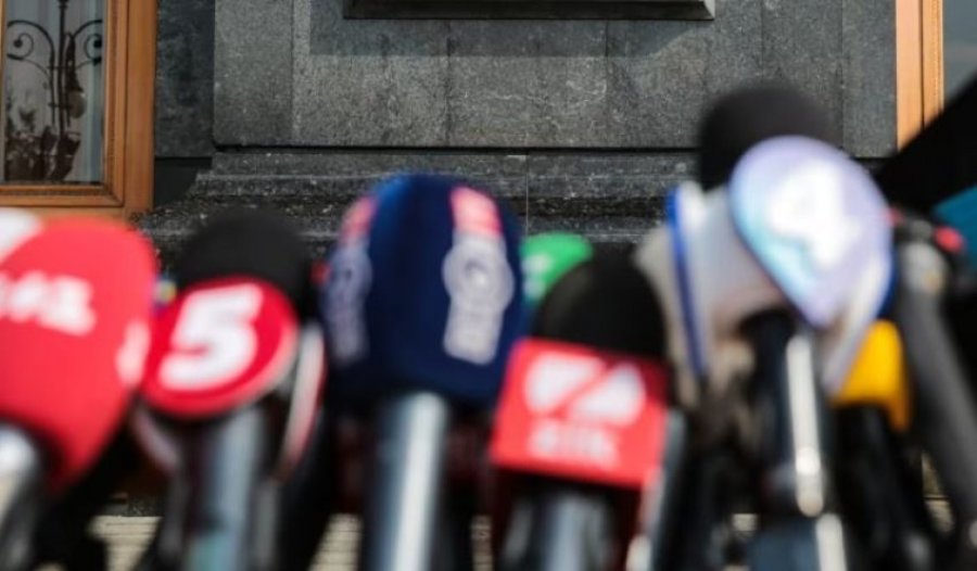 Qeveria polake shkarkon zyrtarët kontrovers të medias publike