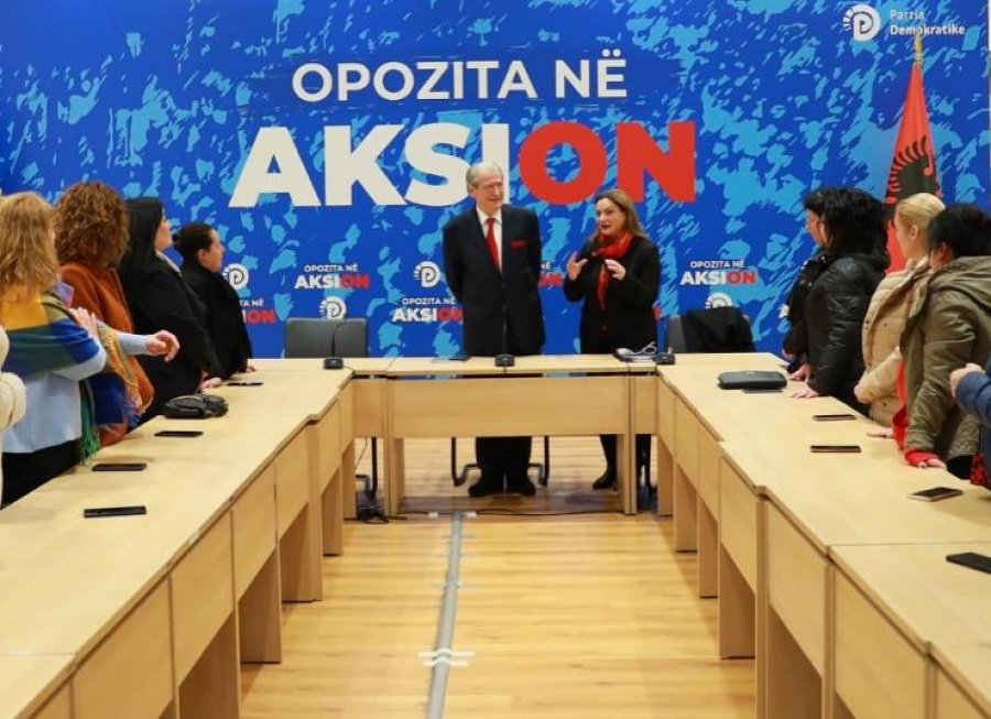 Berisha, takim sot me demokratet: 'Gratë në aksion për Shqipërinë - O sot, o kurrë'