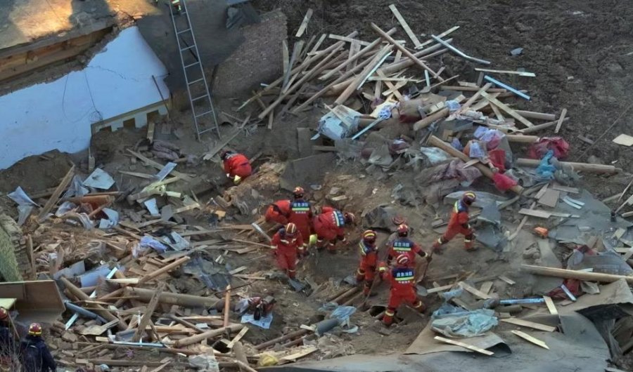 Kinë, dëme të mëdha financiare pas tërmetit që la 148 të vdekur