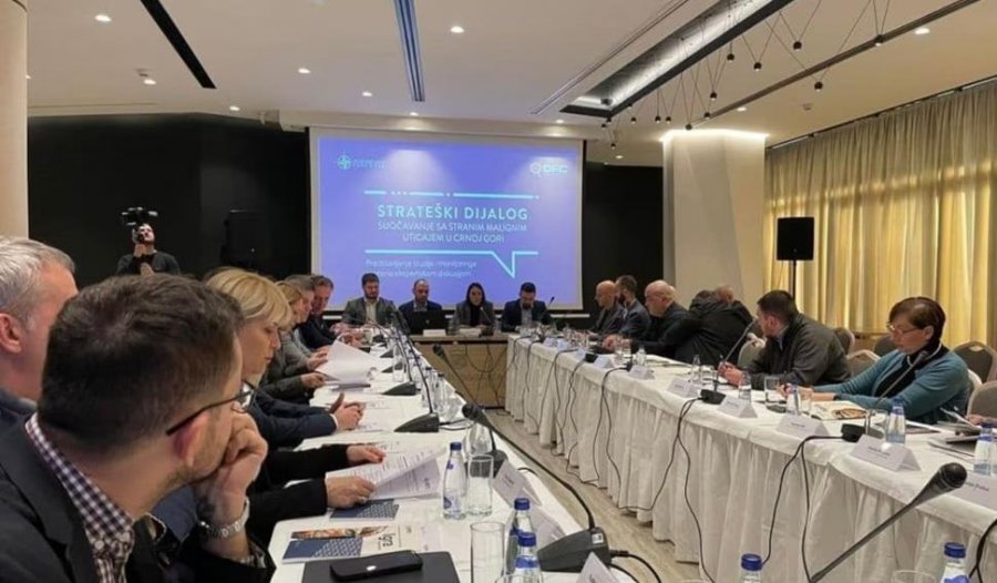 Studiuesit: Mali i Zi i rrezikuar nga ndikimi keqdashës rus
