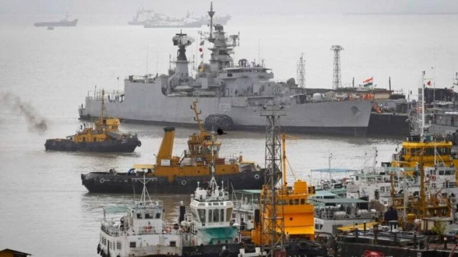 Pas sulmeve në Oqeanin Indian, India forcon marinën