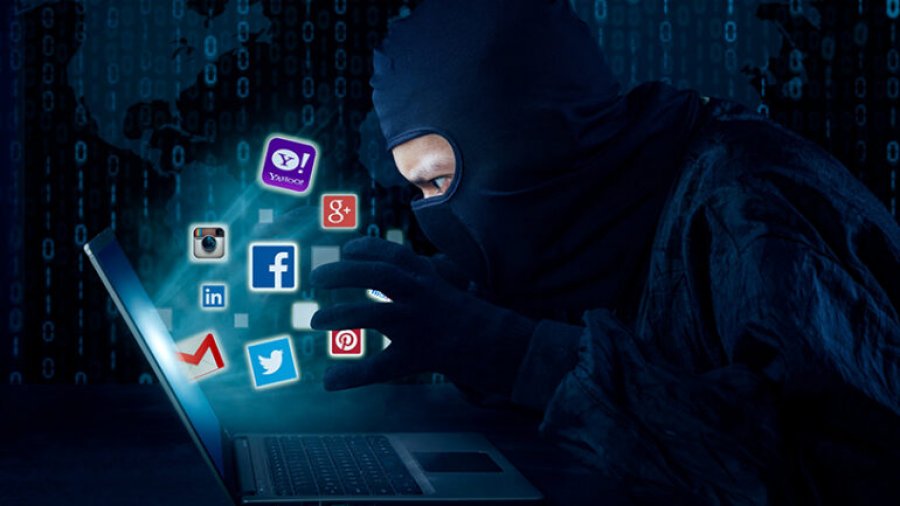 Si të ruajmë rrjetet sociale nga hakerët? Disa këshilla që duhet t’i dini