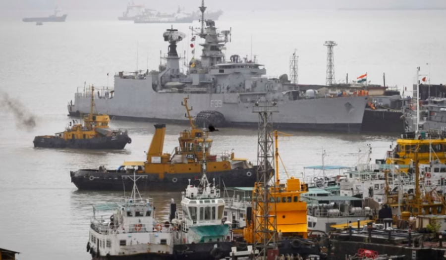 India forcon marinën pas sulmeve në Oqeanin Indian