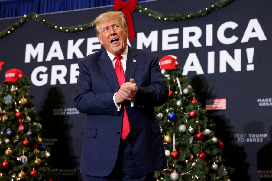 Trump ndan mesazhin e Krishtëlindjes për kundërshtarët në Truth Social: 'U kalbshin në ferr'