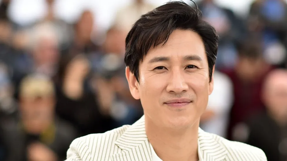 Aktori korean fitues i çmimit Oscar gjendet i vdekur në makinë