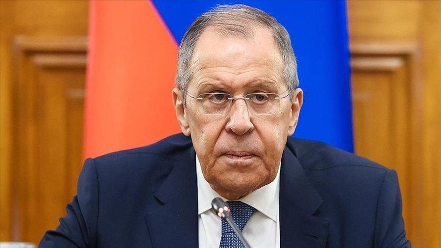 Rusia kërcënon edhe Armeninë! Lavrov: Perëndimi po mbjell kaos, përgjegjës për luftërat në botë