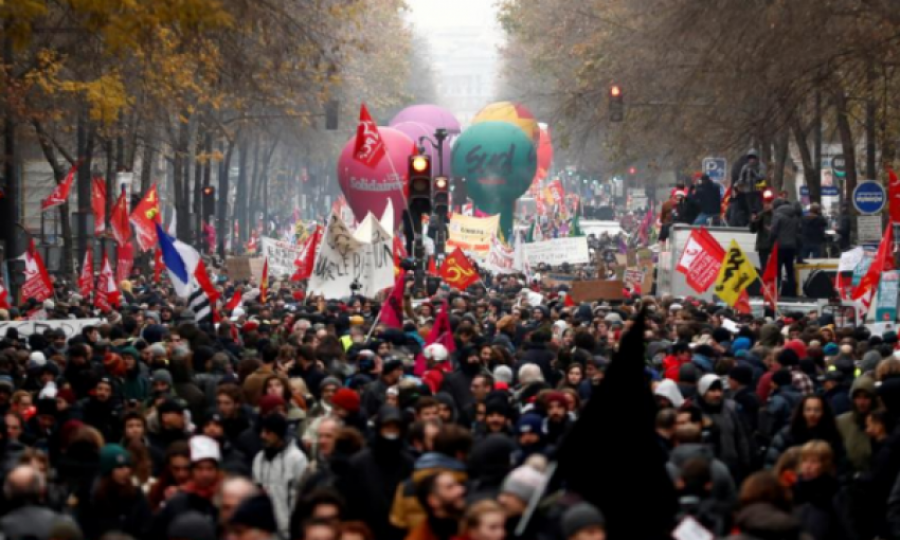Protesta kundër reformës së pensioneve në Francë, mbi 2 milionë pjesëmarrës