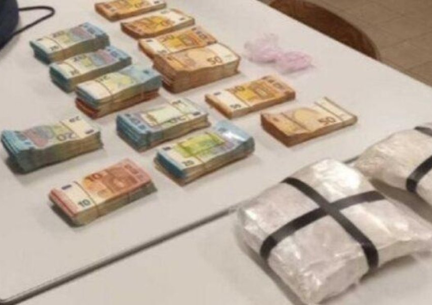 Ja ku e kishin fshehur drogën dhe 73 mijë euro, arrestohen shqiptarët në Itali