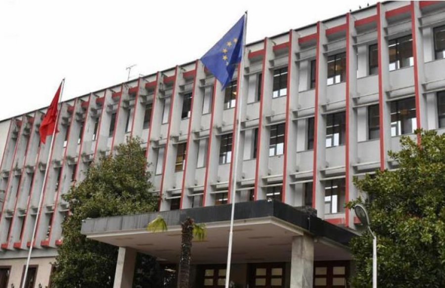 Ambasada në Ankara: Aktualisht s’ka shqiptarë të lënduar! MEPJ publikon numrat e telefonit për raste emergjente