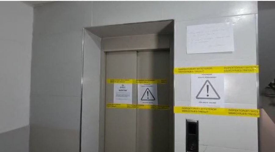 Rënia e ashensorit nga kati i 5-të/ ISHMT: Pësoi defekt nga mbingarkesa, ishte i paregjistruar