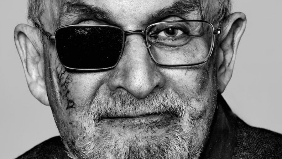 Salman Rushdie thyen heshtjen pas sulmit me thikë: Kam vuajtur nga çrregullimi i stresit 