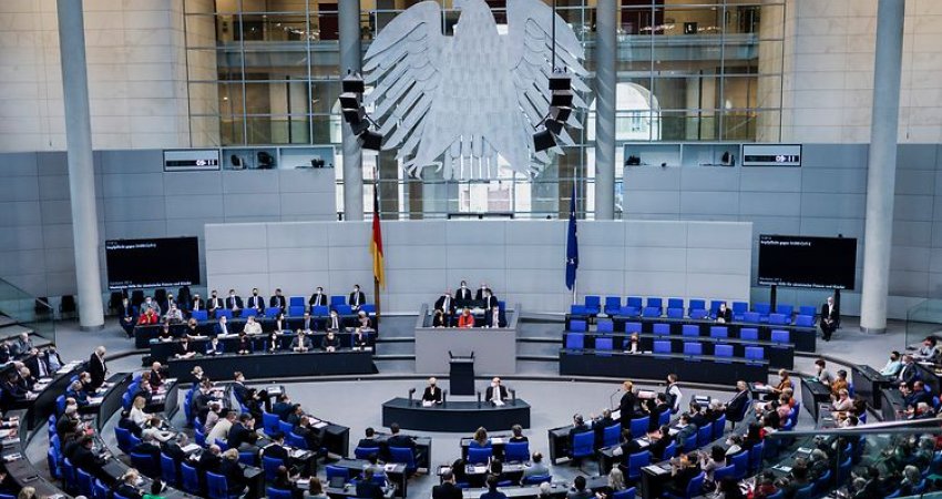 Miratohet në Bundestag letër-qëndrimin i GP të SPD-së për anëtarësimin e Kosovës dhe fqinjve në BE