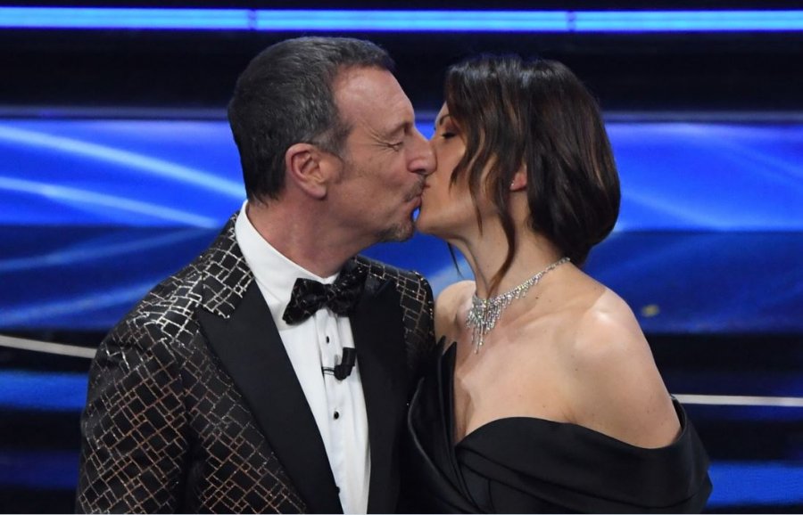 Sanremo 2023: Amadeus dhe Giovanna Civitillo, një histori dashurie dhe suksesi!