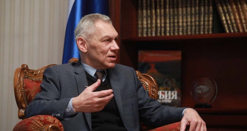 Ambasadori rus: Statusi final për Kosovën përcaktohet pas përfundimit të konfliktit Perëndim-Rusi