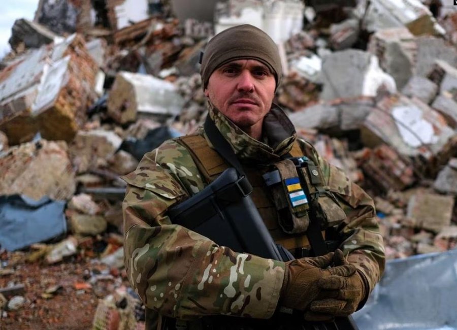 Vullnetarët rusë që po luftojnë për Ukrainën, ushtria 'Free Russia' në Bakhmut