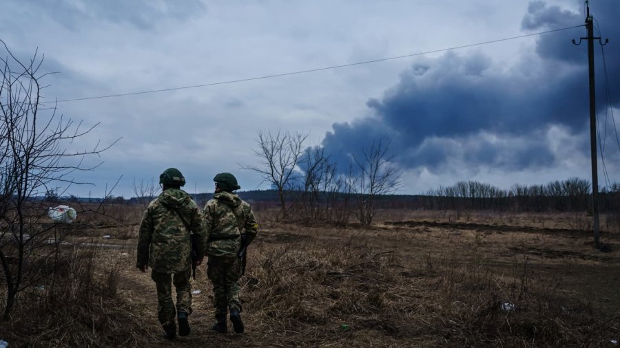 Shpërthimi në një fabrikë në Kiev vret 4 persona, ndërkohë pritet ofensiva ruse