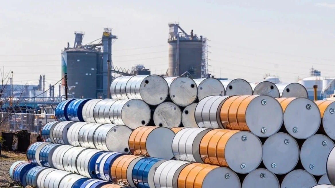 Rusia: Moska do të ulë prodhimin e naftës me 500,000 fuçi në ditë në mars