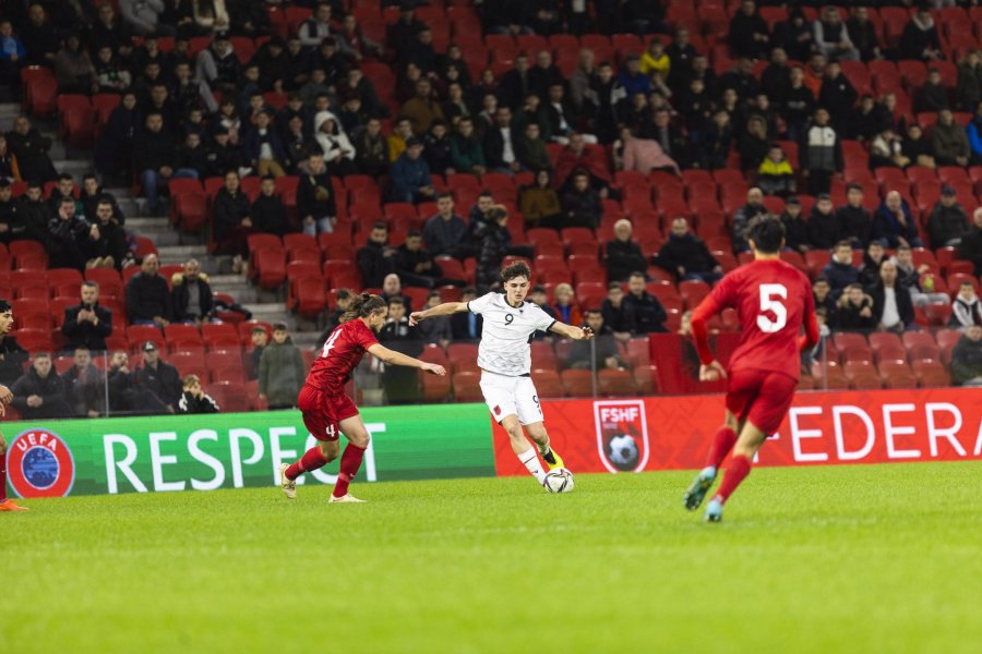 Miqësoret kundër Bosnje-Hercegovinës U-17/ Trajneri Bulku thërret 22 lojtarë, ja lista e plotë e Shqipërisë