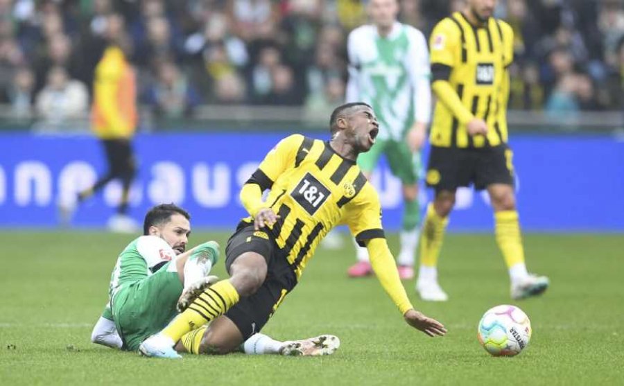 Talenti i Dortmundit humbet dy sfidat e Championsit me Chelsean